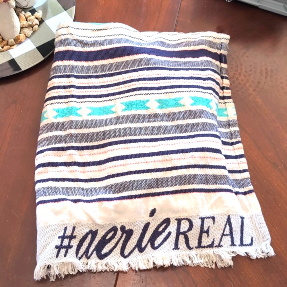 Aerie scarf